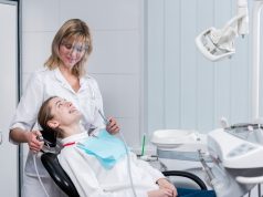 Что делать, если болит зуб? Как выбрать стоматолога?