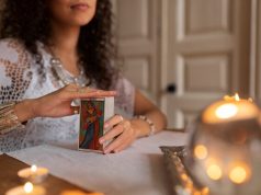 гадание сегодня доступно и актуально для всех