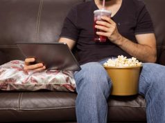 Привязка телевизора к Кинопоиску через телефон