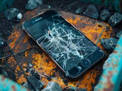 Как устранить трещины на экране телефона