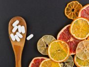 Как поддержать организм в сезон простуд: витамины, минералы и полезные привычки