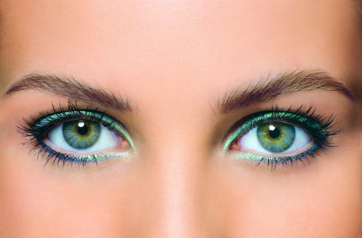 Какие тени подходят к зеленым глазам