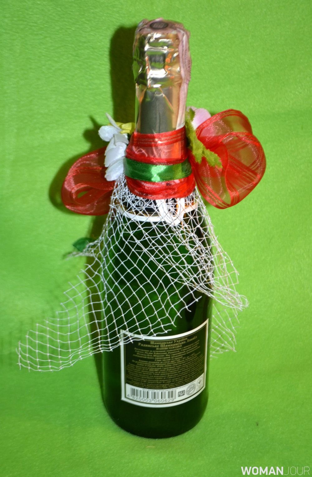 Украшение бутылки шампанского на свадьбу